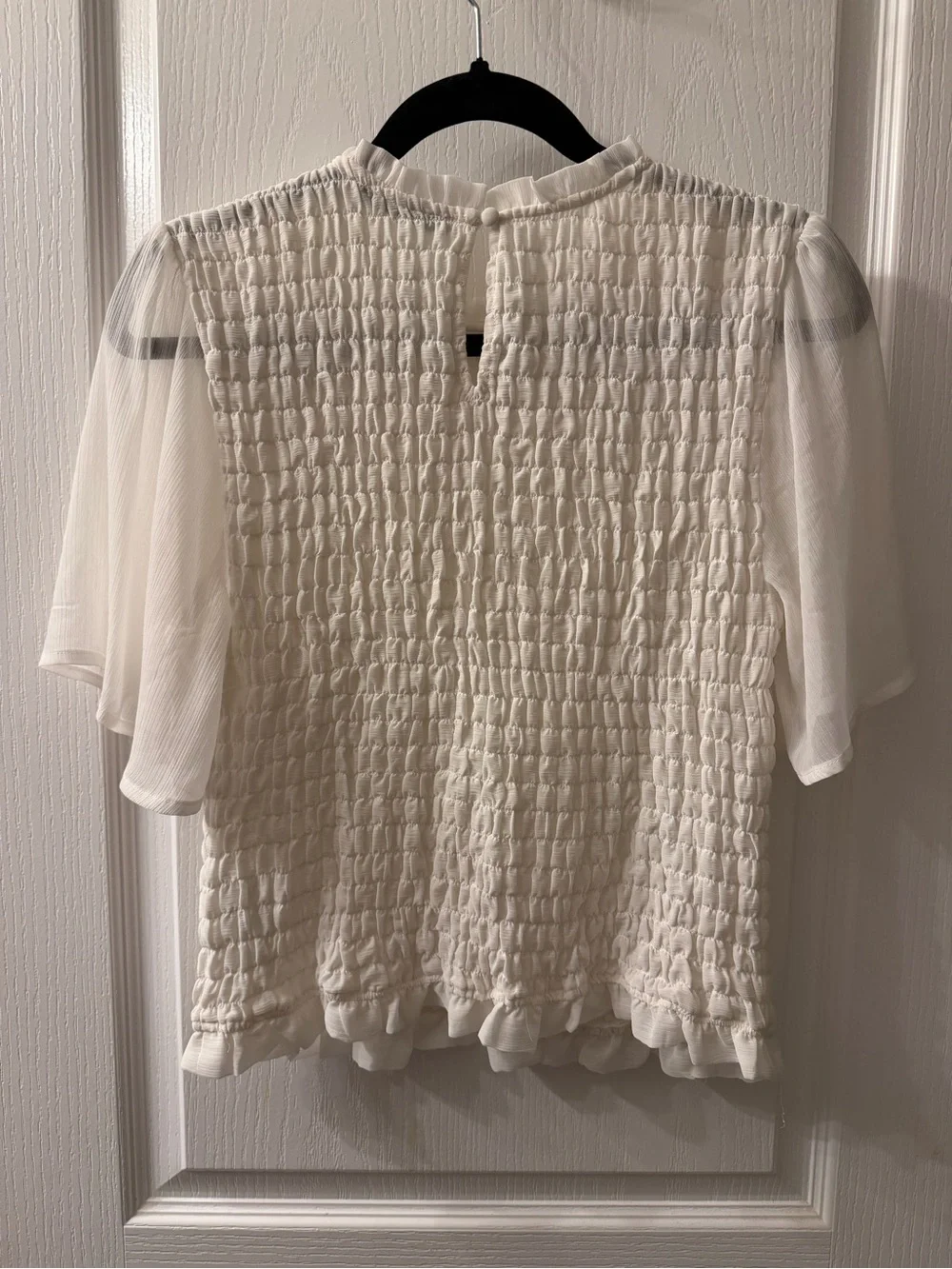 Abercrombie & Fitch Cream Smocked Puff Sleeve Blouse